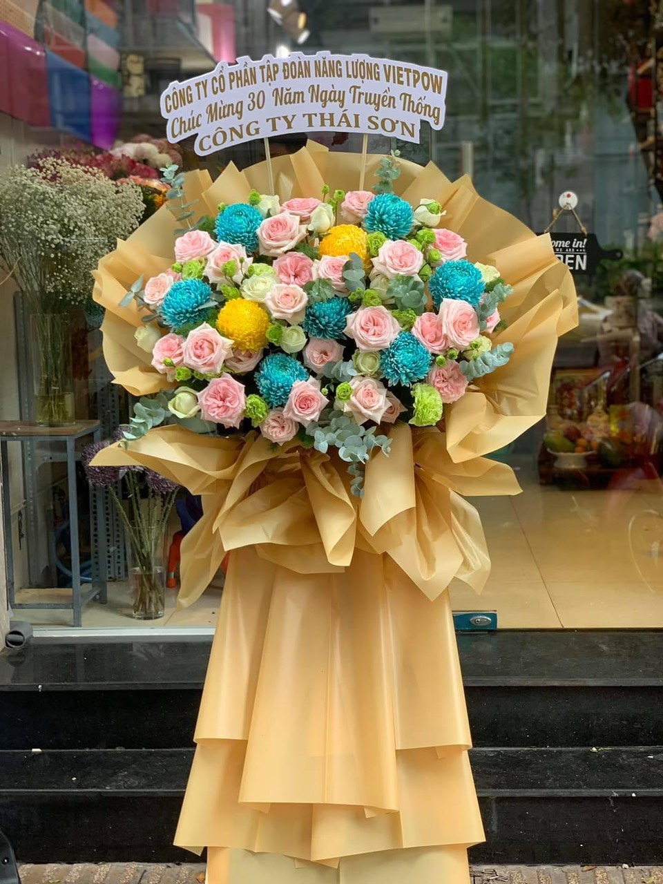 Mẫu Hoa Kệ Khai Trương