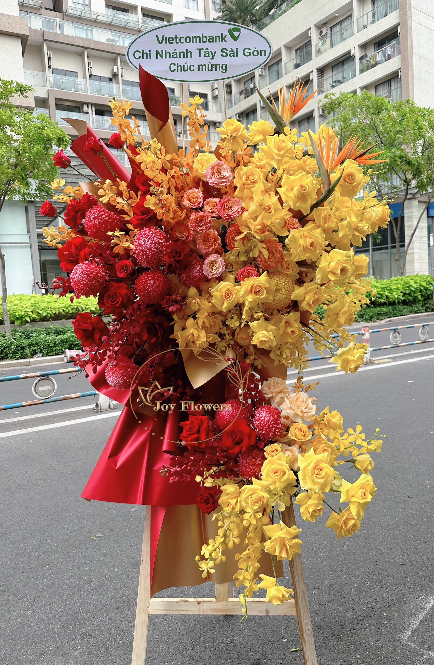 Hoa Kệ Khai Trương