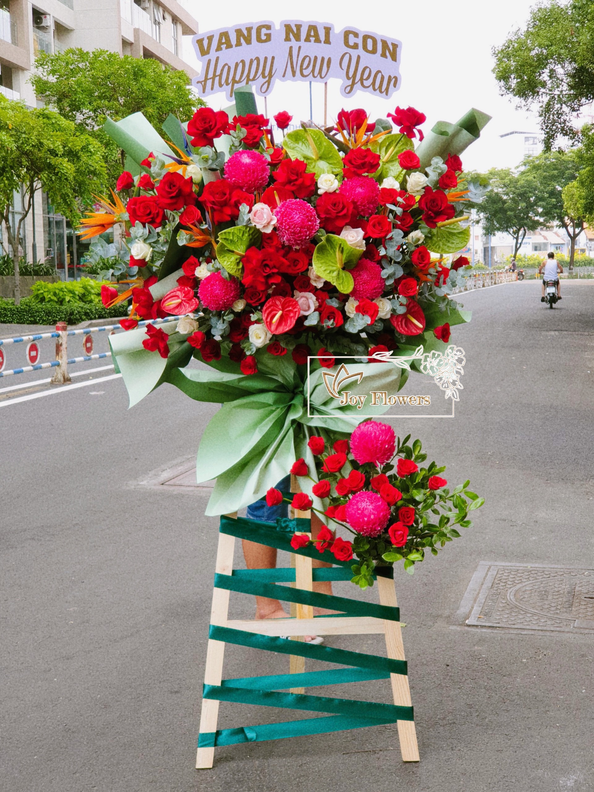 z4275160781255_0984d3436cc0c108384164954b6068fd Mẫu Hoa Kệ Khai Trương